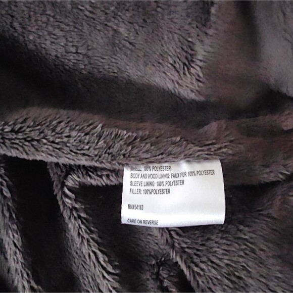 Calvin Klein Women Hooded Quilted Jacket. Size Medium. Color: Deep Brick Red - Picture 6 of 6